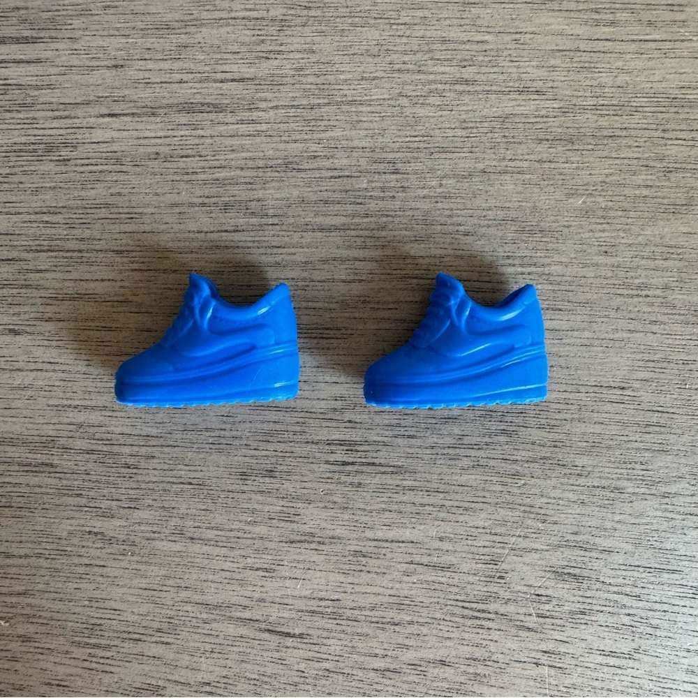 Blue Doll Shoes Plastic Sneakers Miniature Toy Footwear Accessories‎ - Picture 3 of 6